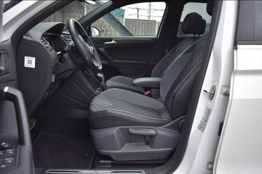 Volkswagen Tiguan 1.5 TSI R-Line | BLACK STYLE | PANORAMADAK | NAP | CAMERA | IQ LIGHT
