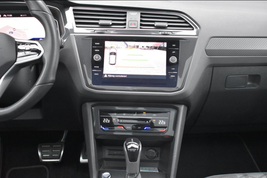 Volkswagen Tiguan 1.5 TSI R-Line | BLACK STYLE | PANORAMADAK | NAP | CAMERA | IQ LIGHT