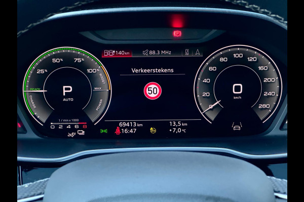 Audi Q3 Sportback 45 TFSI e S Edition Pano/Sonos/Sfeer/Matrix