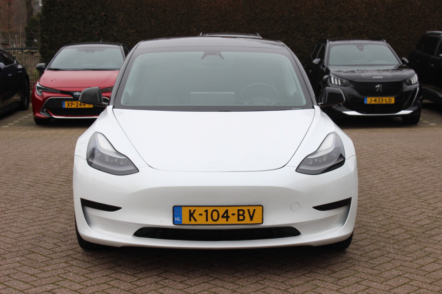 Tesla Model 3 Standard RWD Plus 60 kWh / SOH 91,4% / Autopilot / Panoramadak / Camera / Audio / 18'' / Leder