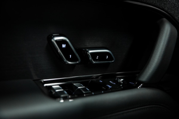 Land Rover Range Rover Sport 3.0 P510e First Edition | Meridian | Stoelverwarming en verkoeling | BTW |