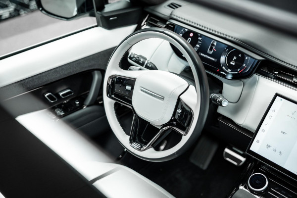 Land Rover Range Rover Sport 3.0 P510e First Edition | Meridian | Stoelverwarming en verkoeling | BTW |