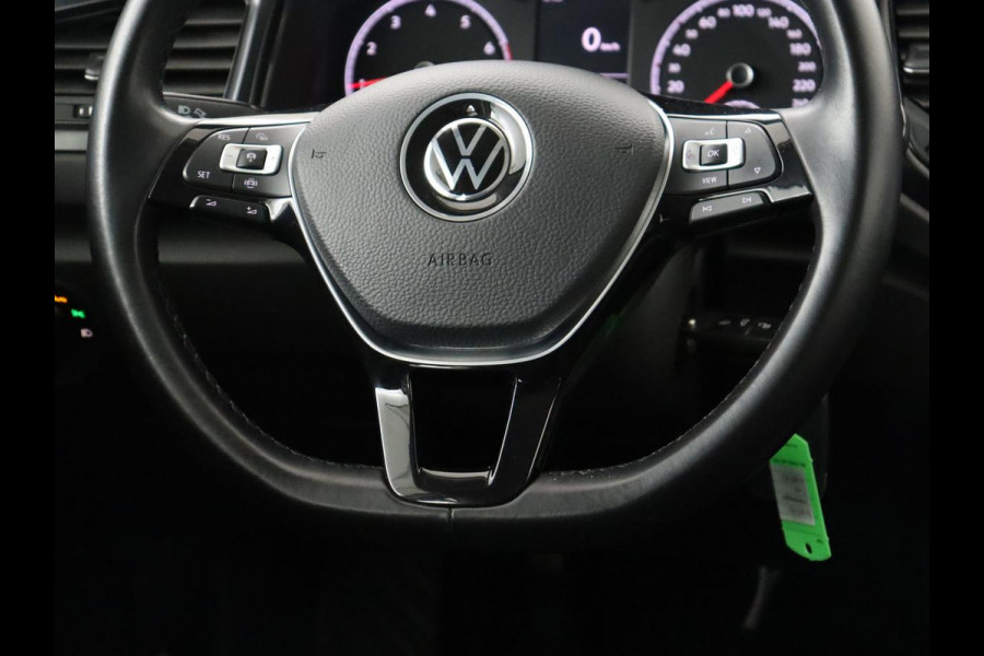Volkswagen T-Roc 1.0 TSI | Adaptive cruise | Carplay | Airco | DAB | Bluetooth