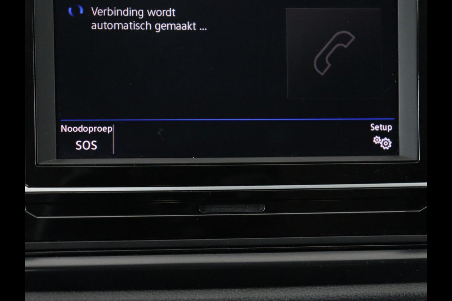 Volkswagen T-Roc 1.0 TSI | Adaptive cruise | Carplay | Airco | DAB | Bluetooth