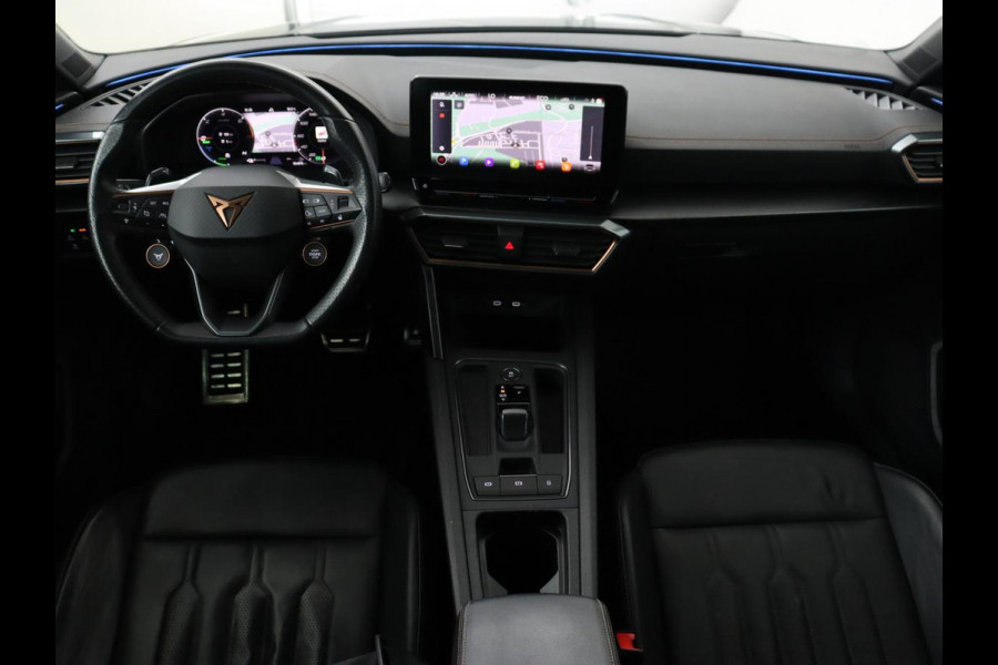 CUPRA Leon 1.4 eHybrid VZ | 245pk | Panoramadak | Leder | Stoelverwarming | Adaptive cruise | Camera | Carplay | Navigatie | Sfeerverlichting | Memory | Sportstoelen | Full LED | PHEV | Plug In