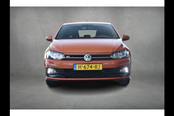 Volkswagen Polo 1.0 TSI Highline Business R | Apple CarPlay | Half Leer | Sportstoelen | Senoren