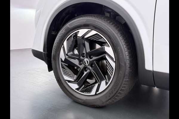 Nissan QASHQAI 1.3 MHEV Xtronic N-Connecta | FABRIEKSGARANTIE| PANO| VOORRUITVERWARMING| STOEL + STUUR VERWARMING| 360 CAMERA| DODE HOEK| HEAD-UP| ELEK. ACHTERKLEP