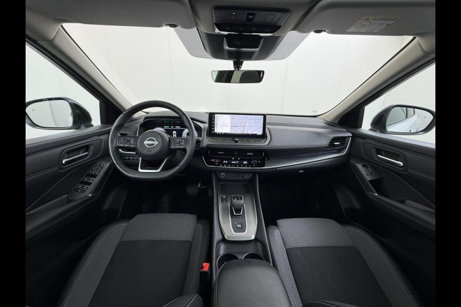 Nissan QASHQAI 1.3 MHEV Xtronic N-Connecta | FABRIEKSGARANTIE| PANO| VOORRUITVERWARMING| STOEL + STUUR VERWARMING| 360 CAMERA| DODE HOEK| HEAD-UP| ELEK. ACHTERKLEP