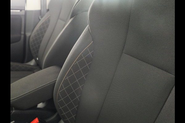 Škoda Kamiq 1.0 TSI Ambition 110 pk Automaat (DSG) | Verlengde garantie || Navigatie via App | Cruise control | LED koplampen | Apple Carplay/Android Auto |