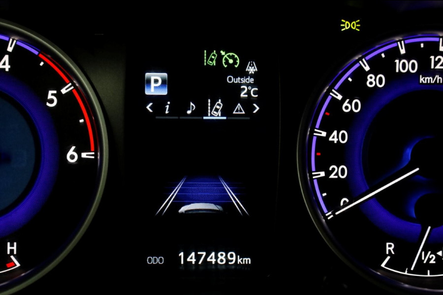 Toyota Hilux 2.4 D-4D-F 150pk E6 4WD 4x4 Automaat Double Cab Airco/Camera 11-2019