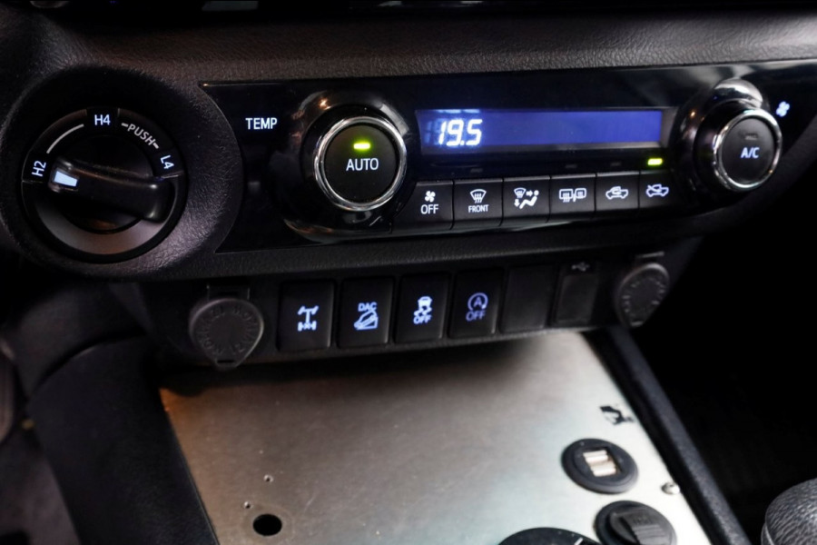 Toyota Hilux 2.4 D-4D-F 150pk E6 4WD 4x4 Automaat Double Cab Airco/Camera 11-2019