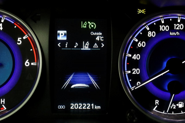 Toyota Hilux 2.4 D-4D-F 150pk E6 4WD 4x4 Automaat Double Cab Airco/Camera 11-2019