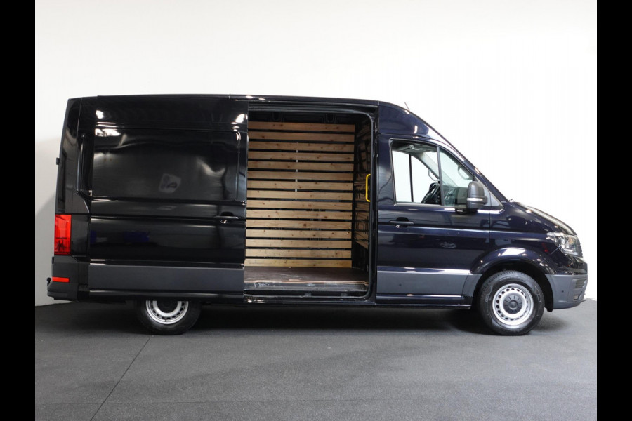 Volkswagen Crafter 2.0 TDI 177pk Automaat L3H3 / L2H2 Highline Airco App-connect ACC Camera Trekhaak