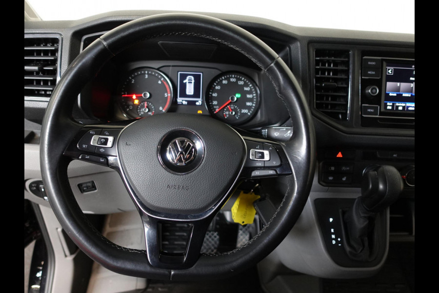 Volkswagen Crafter 2.0 TDI 177pk Automaat L3H3 / L2H2 Highline Airco App-connect ACC Camera Trekhaak