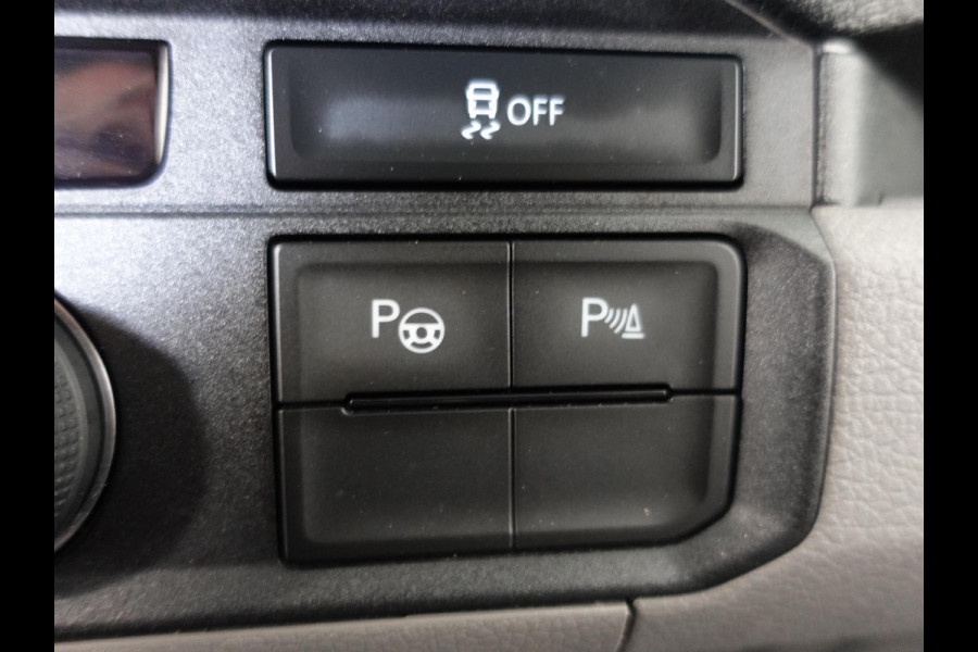 Volkswagen Crafter 2.0 TDI 177pk Automaat L3H3 / L2H2 Highline Airco App-connect ACC Camera Trekhaak