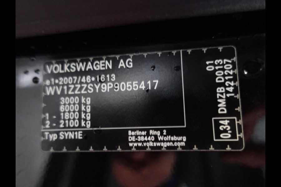 Volkswagen Crafter 2.0 TDI 177pk Automaat L3H3 / L2H2 Highline Airco App-connect ACC Camera Trekhaak