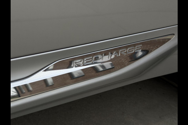 Volvo XC60 2.0 Recharge T6 AWD Inscription 1e Eigenaar|Pano|Leder|Navi|340pk|PDC|Dealer Onderhouden|N.A.P|APK tot 11-2026