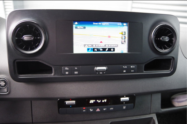 Mercedes-Benz Sprinter 319 3.0 CDI V6 L2H2 AUT. DC-5P, LED, STANDKACHEL, MBUX, CAMERA, NAVI, CRUISE, CLIMA, DUBBELE CABINE, DUBBEL CABINE