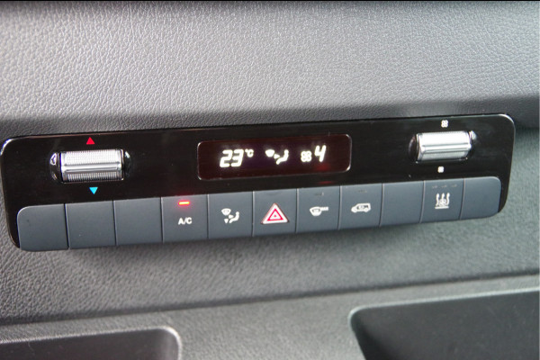 Mercedes-Benz Sprinter 319 3.0 CDI V6 L2H2 AUT. DC-5P, LED, STANDKACHEL, MBUX, CAMERA, NAVI, CRUISE, CLIMA, DUBBELE CABINE, DUBBEL CABINE