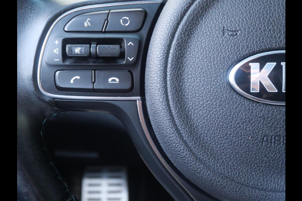 Kia e-Niro DynamicPlusLine 64 kWh | SOH 95,5% | 3Fase | JBL Audio | Stoel geheugen | Cruise | Clima | Camera | Carplay | Navi | Stoel-stuurverwarming |