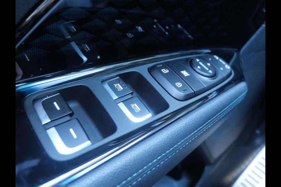 Kia e-Niro DynamicPlusLine 64 kWh | SOH 95,5% | 3Fase | JBL Audio | Stoel geheugen | Cruise | Clima | Camera | Carplay | Navi | Stoel-stuurverwarming |