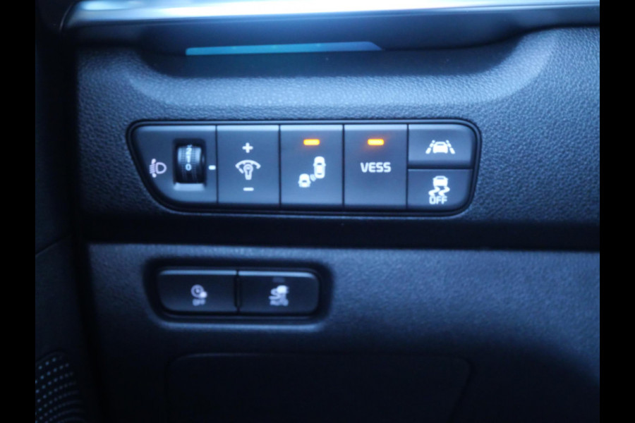 Kia e-Niro DynamicPlusLine 64 kWh | SOH 95,5% | 3Fase | JBL Audio | Stoel geheugen | Cruise | Clima | Camera | Carplay | Navi | Stoel-stuurverwarming |