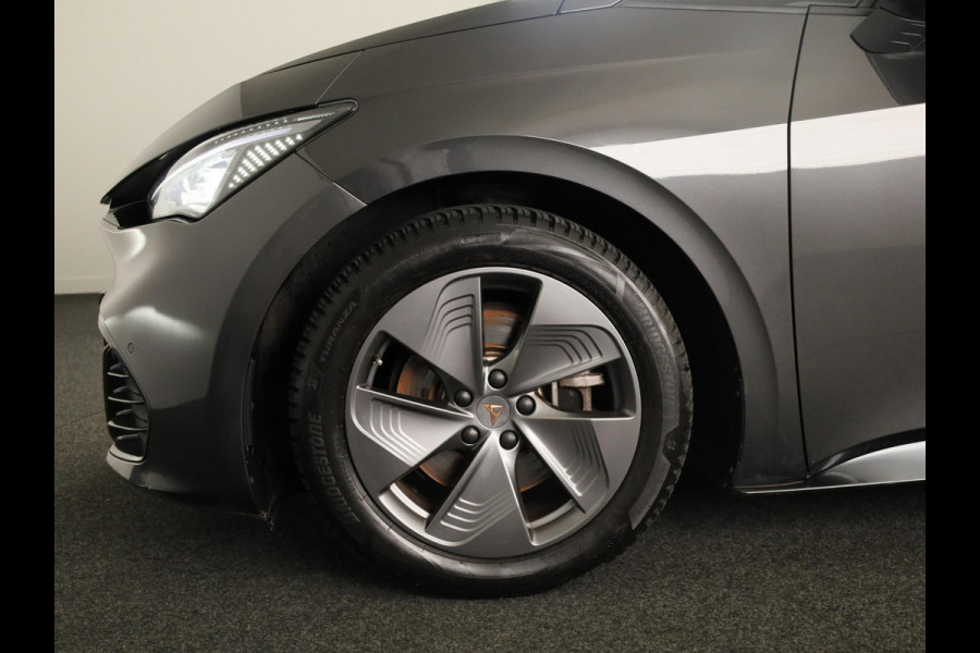 CUPRA Born Business One 62 kWh 204pk | Navigatie | Adaptieve cruise controle | Verwarmbare voorstoelen | 18 inch Lichtmetalen velgen