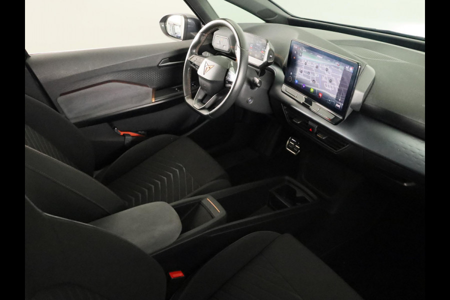 CUPRA Born Business One 62 kWh 204pk | Navigatie | Adaptieve cruise controle | Verwarmbare voorstoelen | 18 inch Lichtmetalen velgen