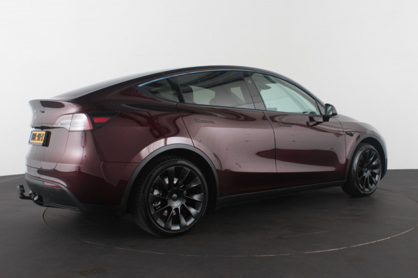Tesla Model Y RWD 58 kWh Midnight Cherry Red/20inch/Trekhaak/Premium interieur