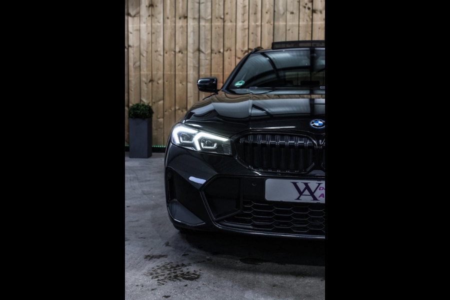 BMW 3 Serie Touring 330e xDrive M-Sport *Pano*H/K*Camera*Comforttoegang*