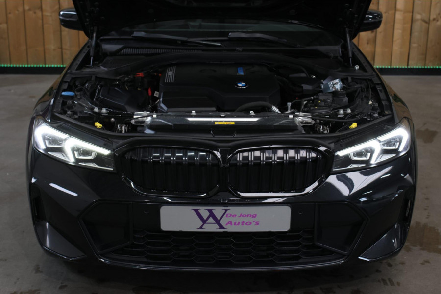 BMW 3 Serie Touring 330e xDrive M-Sport *Pano*H/K*Camera*Comforttoegang*