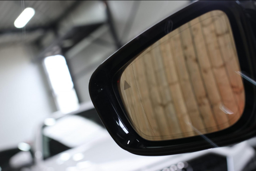 BMW 3 Serie Touring 330e xDrive M-Sport *Pano*H/K*Camera*Comforttoegang*