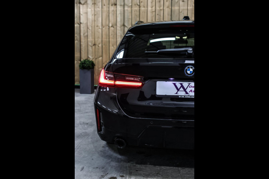 BMW 3 Serie Touring 330e xDrive M-Sport *Pano*H/K*Camera*Comforttoegang*