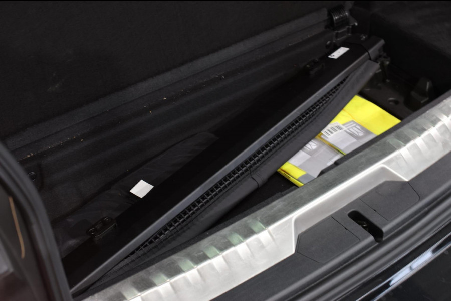 BMW 3 Serie Touring 330e xDrive M-Sport *Pano*H/K*Camera*Comforttoegang*