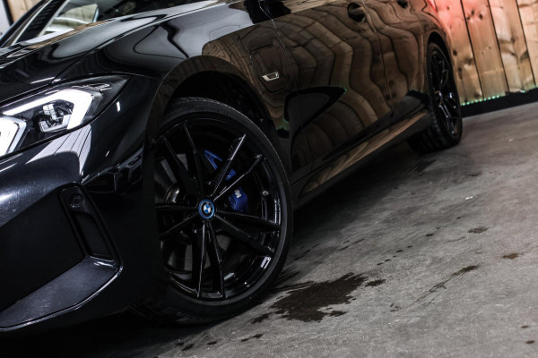 BMW 3 Serie Touring 330e xDrive M-Sport *Pano*H/K*Camera*Comforttoegang*