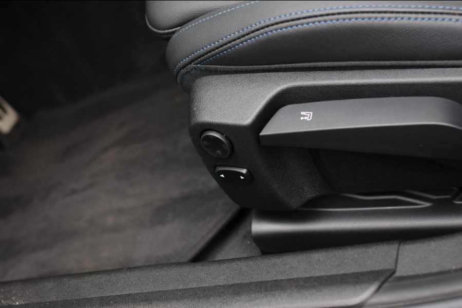 BMW 3 Serie Touring 330e xDrive M-Sport *Pano*H/K*Camera*Comforttoegang*