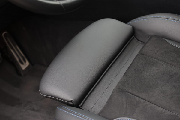 BMW 3 Serie Touring 330e xDrive M-Sport *Pano*H/K*Camera*Comforttoegang*