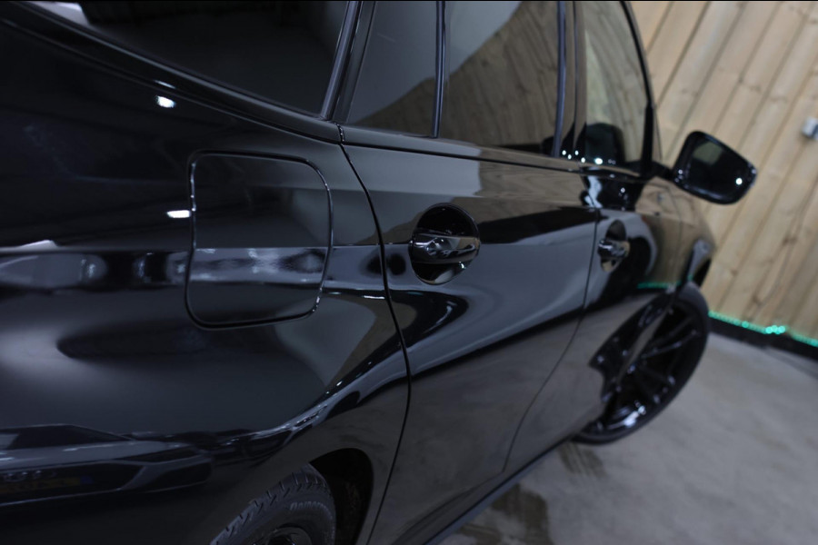 BMW 3 Serie Touring 330e xDrive M-Sport *Pano*H/K*Camera*Comforttoegang*