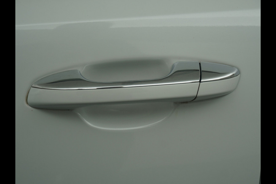 Kia Sportage 1.6 GDI DynamicLine - Cruise Control - Climate Control - Lichtmetalen Velgen 17'' - Navigatie - Fabrieksgarantie Tot 2026 T/M 19-10