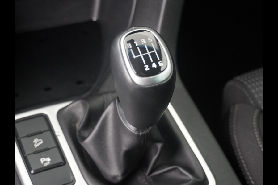 Kia Sportage 1.6 GDI DynamicLine - Cruise Control - Climate Control - Lichtmetalen Velgen 17'' - Navigatie - Fabrieksgarantie Tot 2026 T/M 19-10