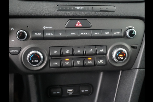 Kia Sportage 1.6 GDI DynamicLine - Cruise Control - Climate Control - Lichtmetalen Velgen 17'' - Navigatie - Fabrieksgarantie Tot 2026 T/M 19-10