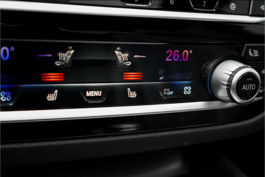 BMW 5 Serie 540i M-Sport High Executive Schuifdak HUD ACC 360° H&K Stuurverw