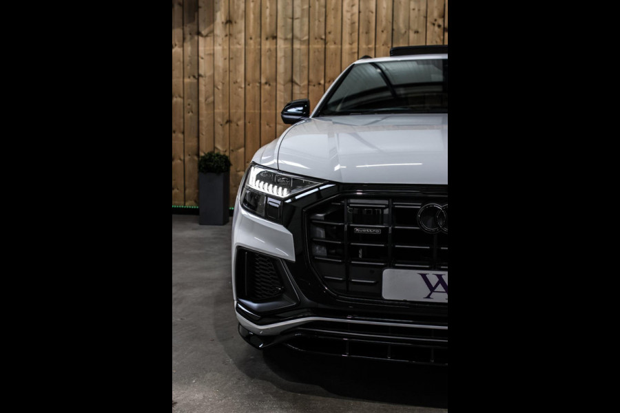 Audi Q8 60 TFSI e Quattro Competition *Pano*RS-Stoelen*B&O*Soft-Close*ABT*