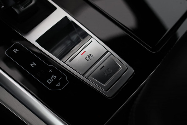 Audi Q8 60 TFSI e Quattro Competition *Pano*RS-Stoelen*B&O*Soft-Close*ABT*