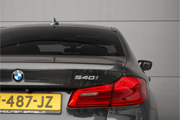 BMW 5 Serie 540i M-Sport High Executive Schuifdak HUD ACC 360° H&K Stuurverw