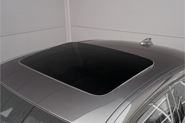 BMW 5 Serie 540i M-Sport High Executive Schuifdak HUD ACC 360° H&K Stuurverw