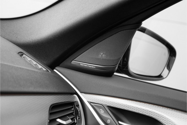 BMW 5 Serie 540i M-Sport High Executive Schuifdak HUD ACC 360° H&K Stuurverw