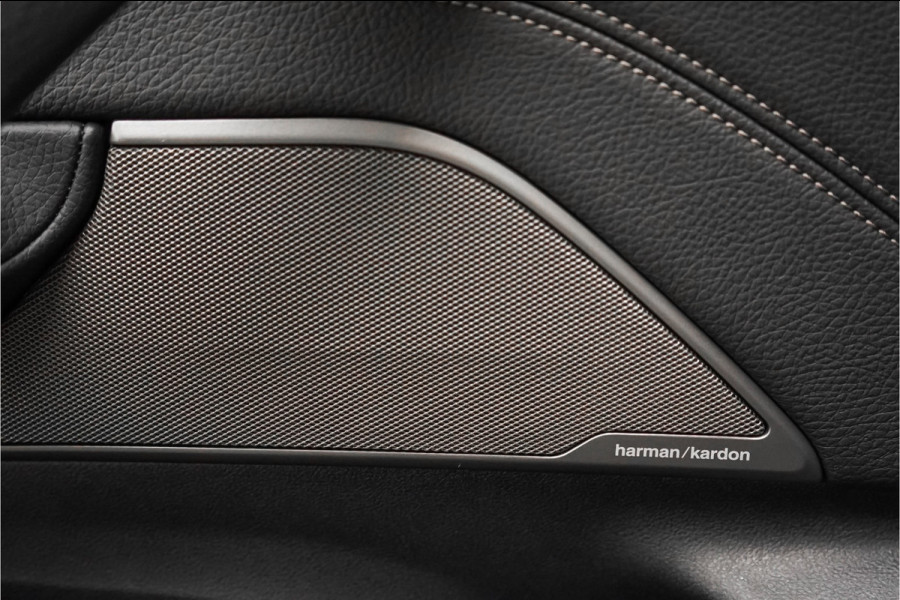 BMW 5 Serie 540i M-Sport High Executive Schuifdak HUD ACC 360° H&K Stuurverw