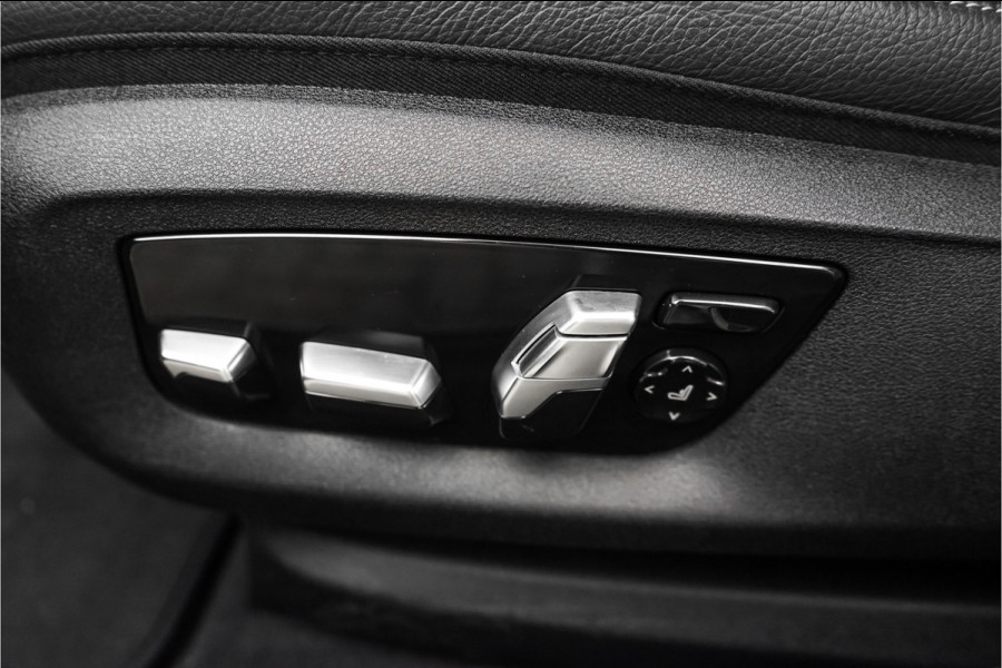 BMW 5 Serie 540i M-Sport High Executive Schuifdak HUD ACC 360° H&K Stuurverw