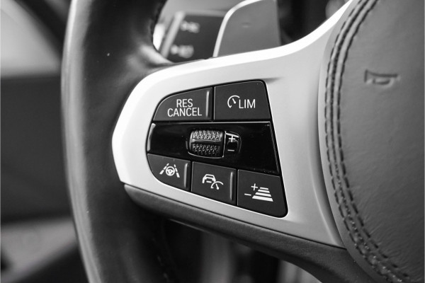 BMW 5 Serie 540i M-Sport High Executive Schuifdak HUD ACC 360° H&K Stuurverw